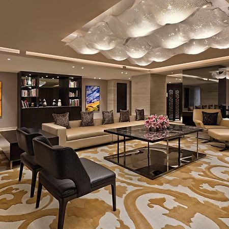 Sheraton Grand Bengaluru Whitefield Hotel & Convention Center Екстериор снимка