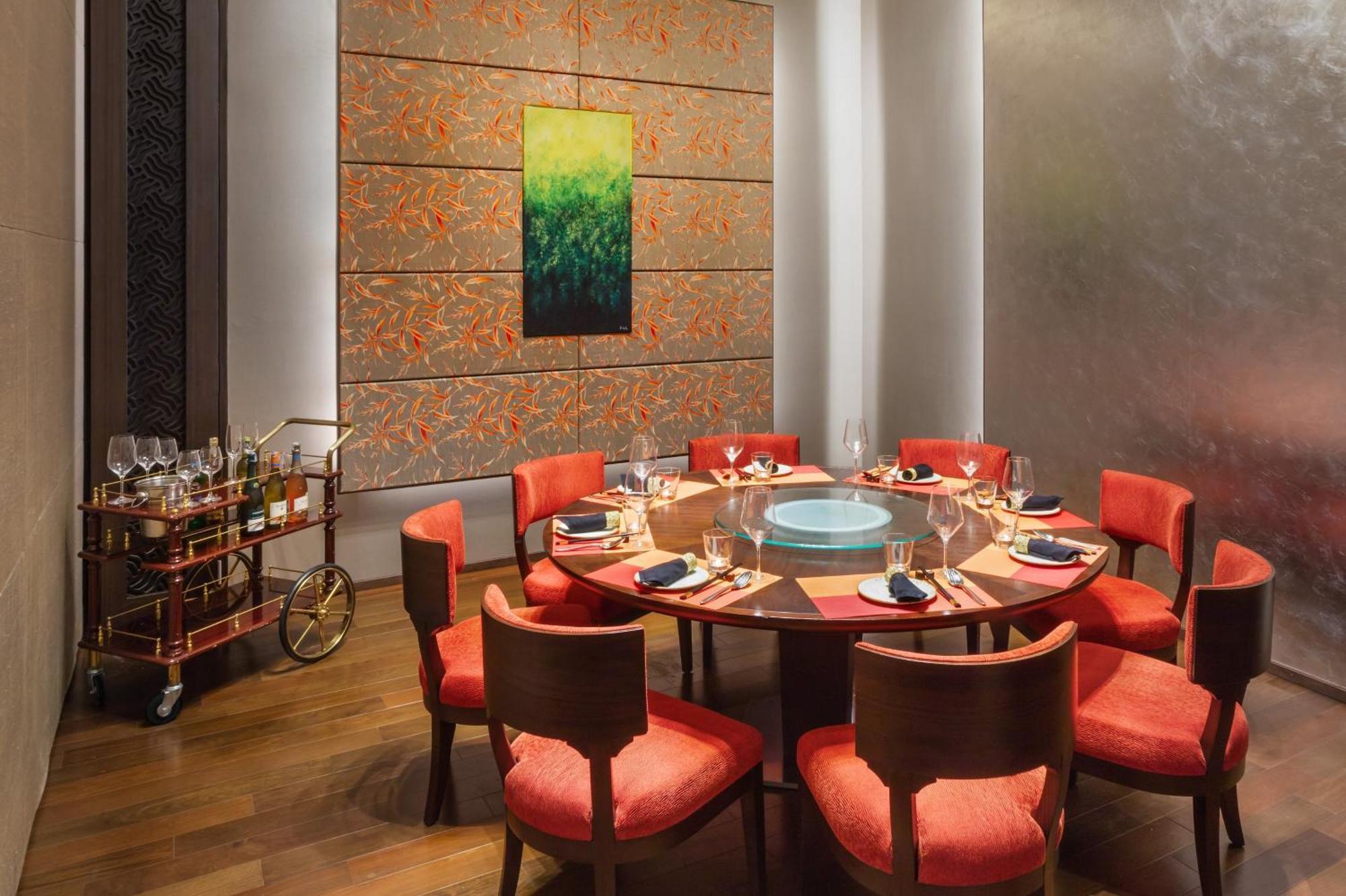 Sheraton Grand Bengaluru Whitefield Hotel & Convention Center Екстериор снимка