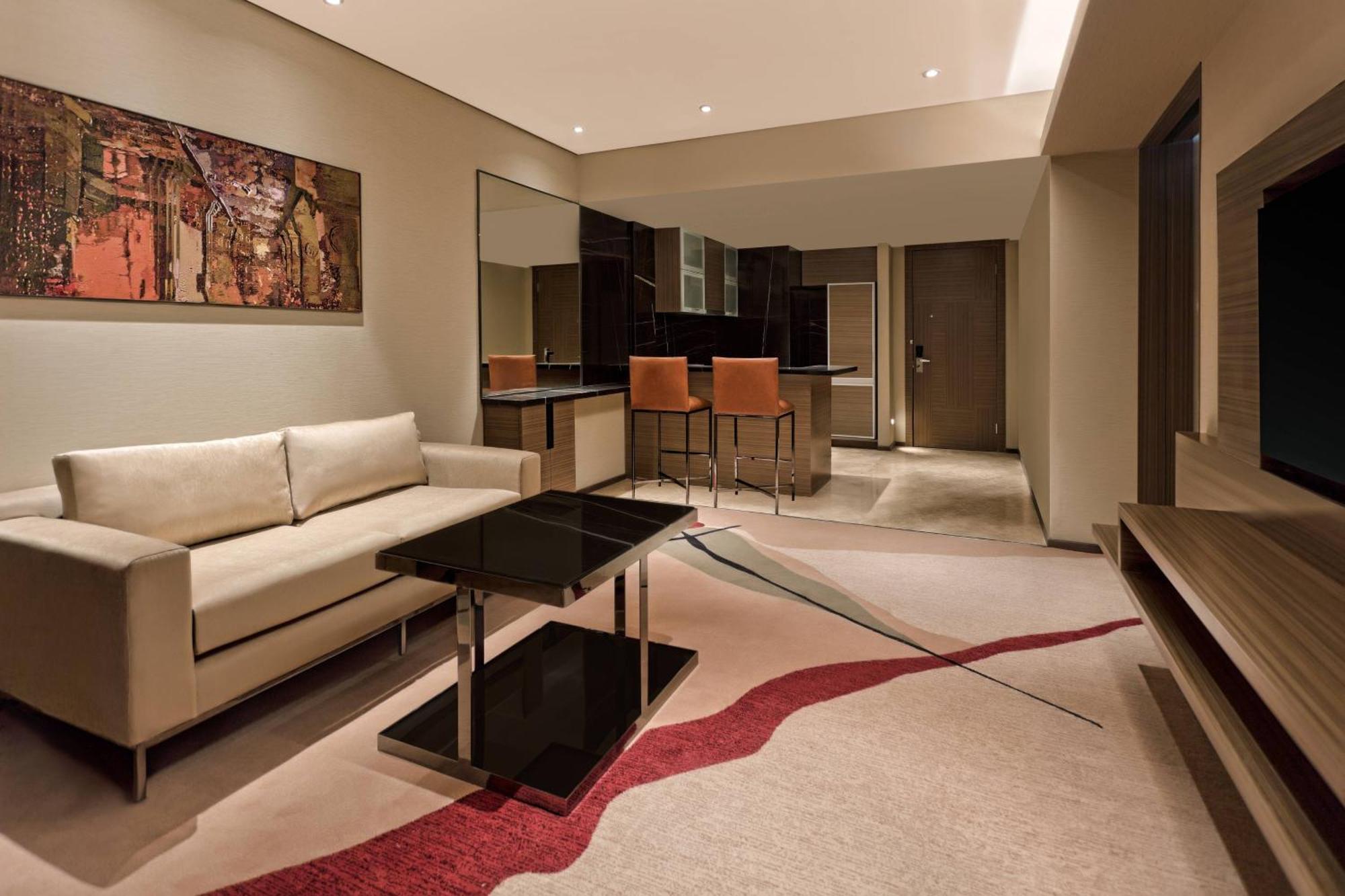 Sheraton Grand Bengaluru Whitefield Hotel & Convention Center Екстериор снимка